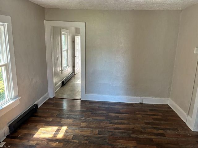 129 Halifax ST, Suffolk, VA 23434