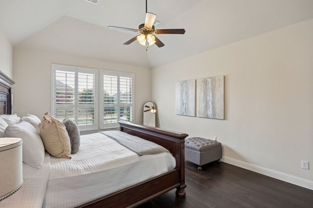 9708 Rexford Drive, Fort Worth, TX 76131