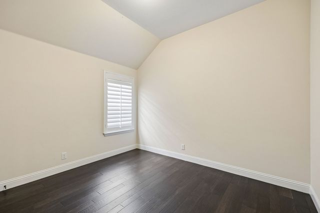 9708 Rexford Drive, Fort Worth, TX 76131