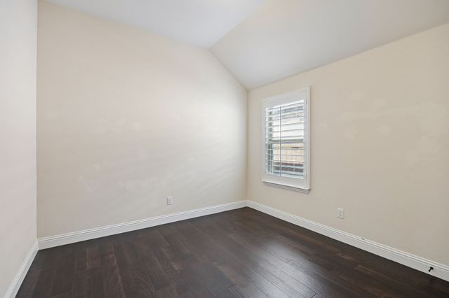 9708 Rexford Drive, Fort Worth, TX 76131