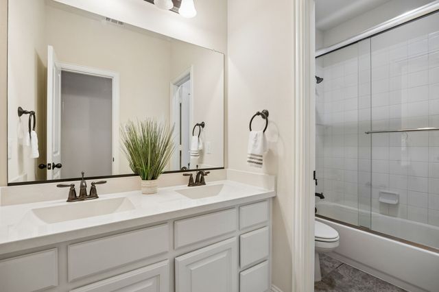 9708 Rexford Drive, Fort Worth, TX 76131