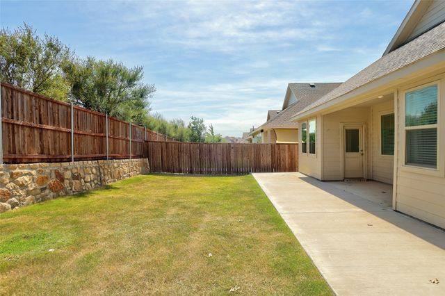 5236 Mountain Top Trail, Fort Worth, TX 76036