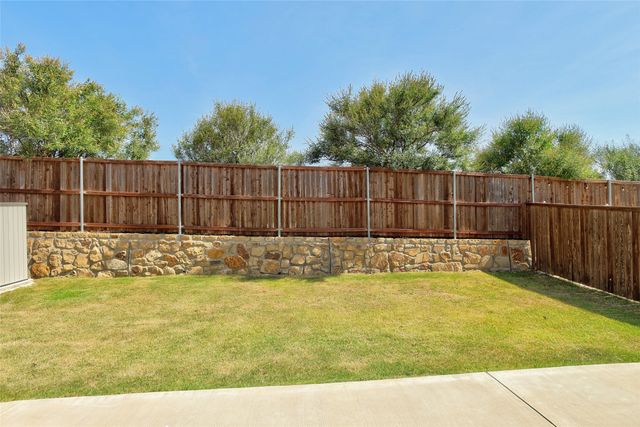 5236 Mountain Top Trail, Fort Worth, TX 76036