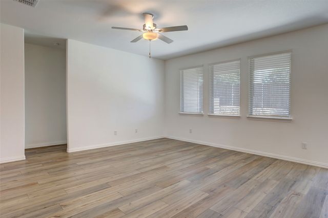 5236 Mountain Top Trail, Fort Worth, TX 76036