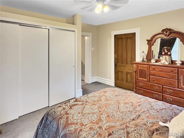 405 Cedar Street, Washington, MO 63090