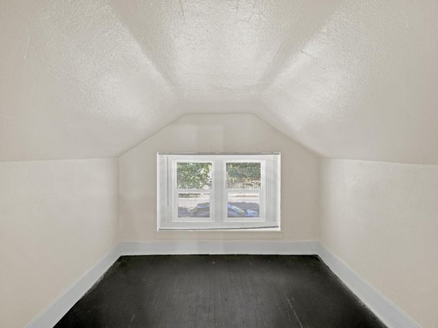 613-615 14th St, Modesto, CA 95354