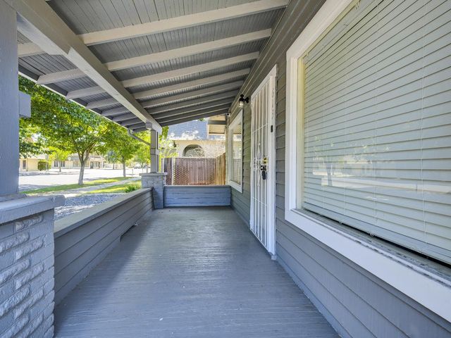 613-615 14th St, Modesto, CA 95354