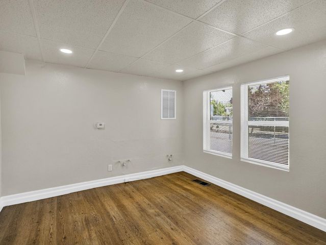 613-615 14th St, Modesto, CA 95354