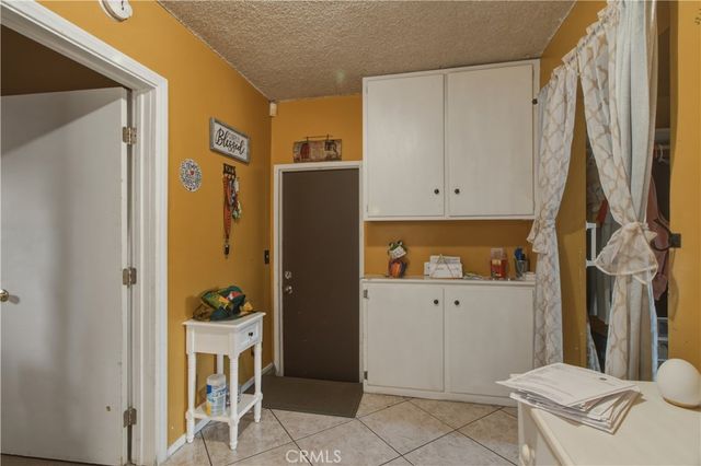 910 W George, Banning, CA 92220