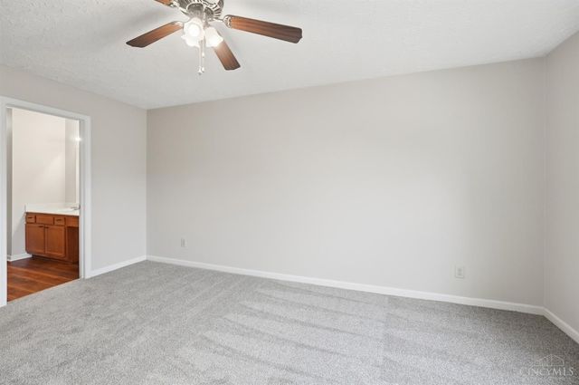 10512 West Road, Harrison, OH 45030