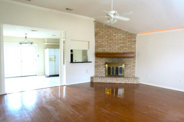 1010 Valley Ranch Drive, Katy, TX 77450