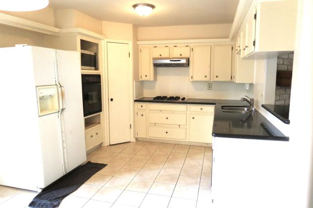 1010 Valley Ranch Drive, Katy, TX 77450