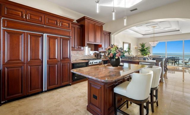 11 OCEAN DUNE CIRCLE, Palm Coast, FL 32137