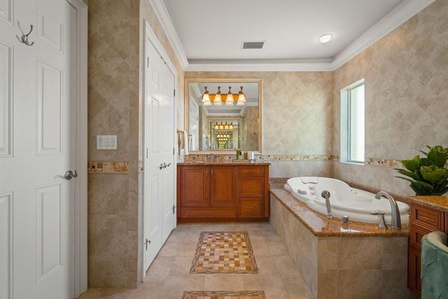 11 OCEAN DUNE CIRCLE, Palm Coast, FL 32137