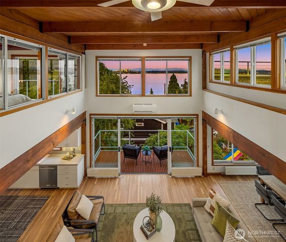 3751 E Columbia Street, Seattle, WA 98122