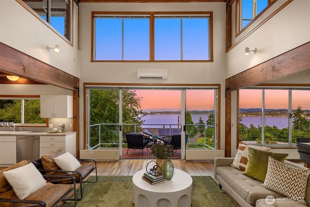 3751 E Columbia Street, Seattle, WA 98122