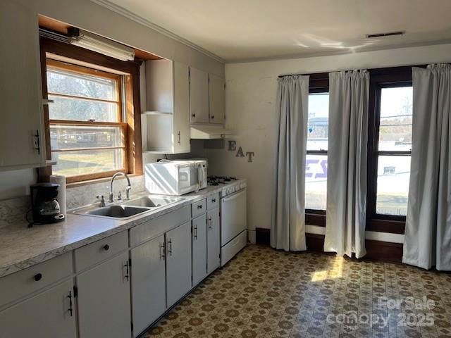 532 North Main Street NW, Lenoir, NC 28645