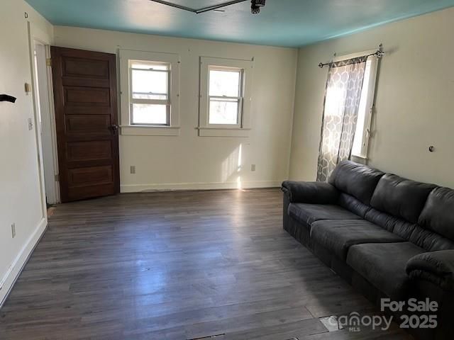 532 North Main Street NW, Lenoir, NC 28645