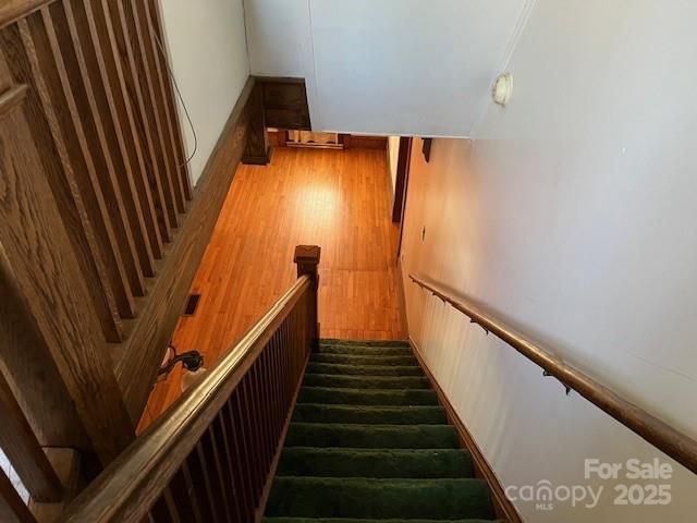 532 North Main Street NW, Lenoir, NC 28645