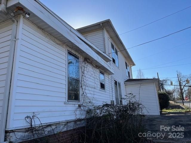 532 North Main Street NW, Lenoir, NC 28645