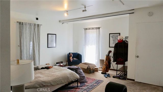 7361 Flight Avenue, Los Angeles, CA 90045