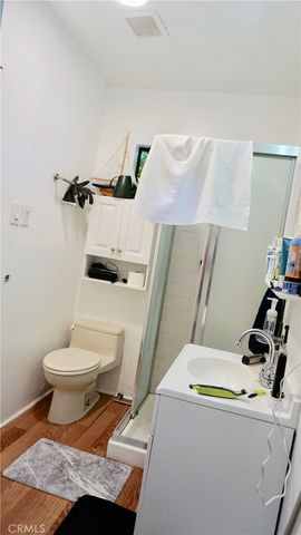 7361 Flight Avenue, Los Angeles, CA 90045