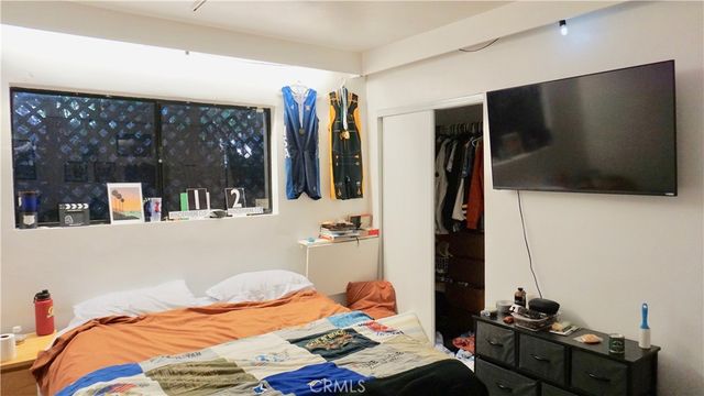 7361 Flight Avenue, Los Angeles, CA 90045