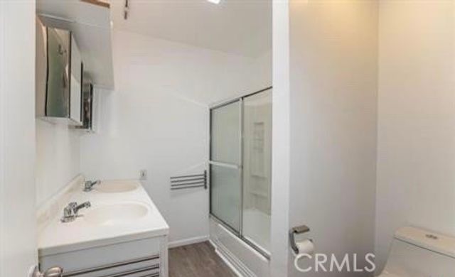 7361 Flight Avenue, Los Angeles, CA 90045