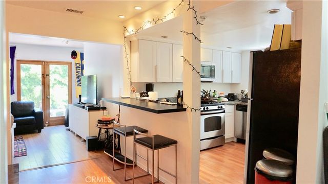 7361 Flight Avenue, Los Angeles, CA 90045