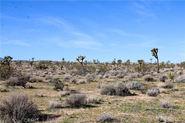 40 AC La Brisa Drive, Yucca Valley, CA 92284