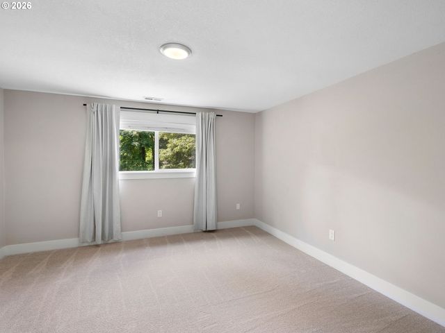 7712 Nw 15TH Ave, Vancouver, WA 98665