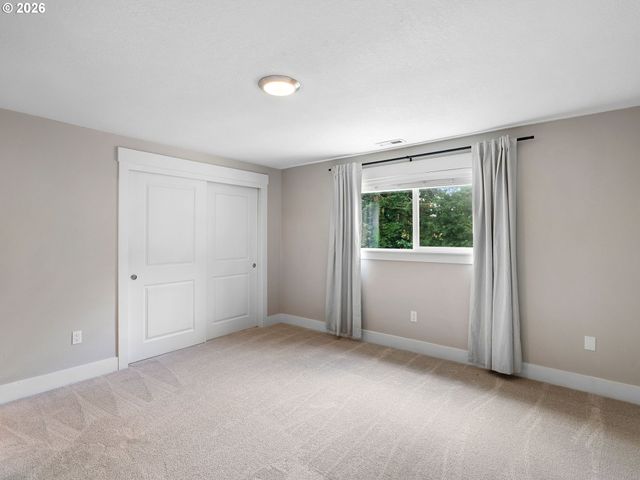 7712 Nw 15TH Ave, Vancouver, WA 98665