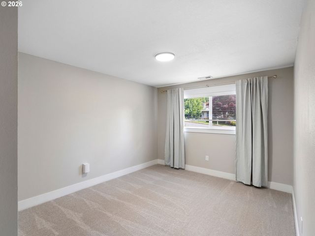 7712 Nw 15TH Ave, Vancouver, WA 98665