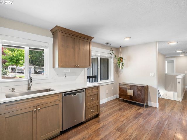 7712 Nw 15TH Ave, Vancouver, WA 98665