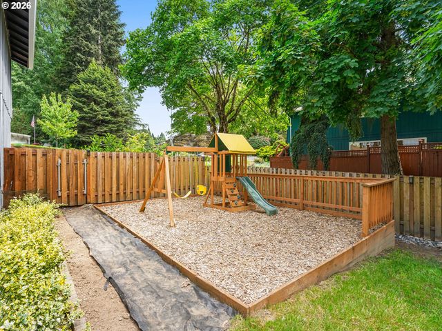 7712 Nw 15TH Ave, Vancouver, WA 98665