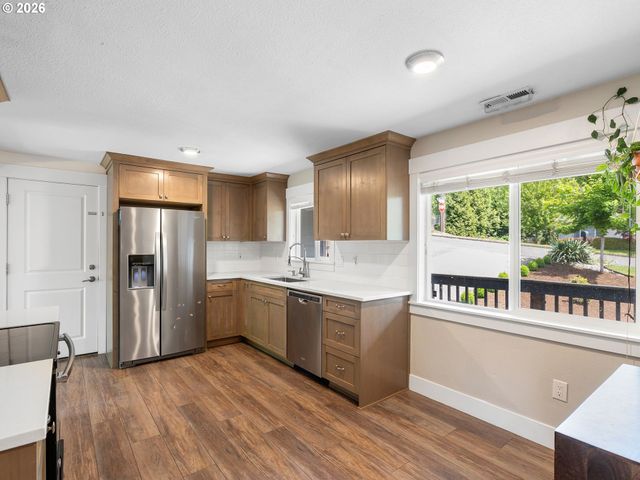 7712 Nw 15TH Ave, Vancouver, WA 98665