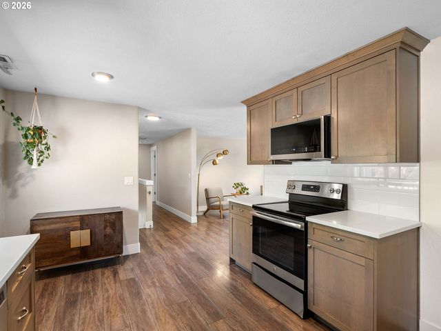 7712 Nw 15TH Ave, Vancouver, WA 98665