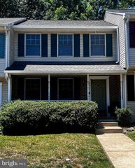 9841 DOMINION FOREST CIR, Fredericksburg, VA 22408