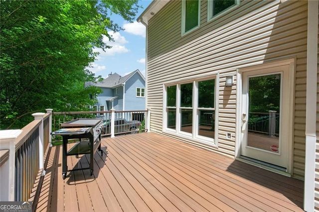865 Devenish Lane, Roswell, GA 30075