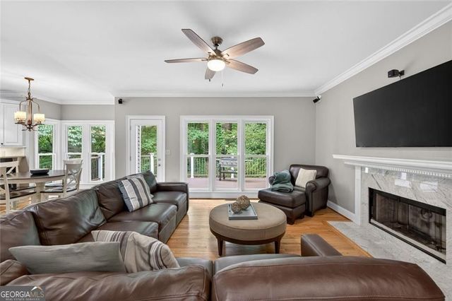 865 Devenish Lane, Roswell, GA 30075