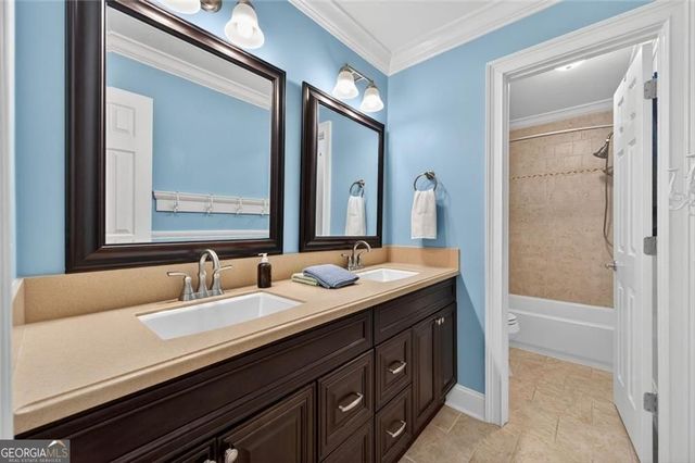 865 Devenish Lane, Roswell, GA 30075