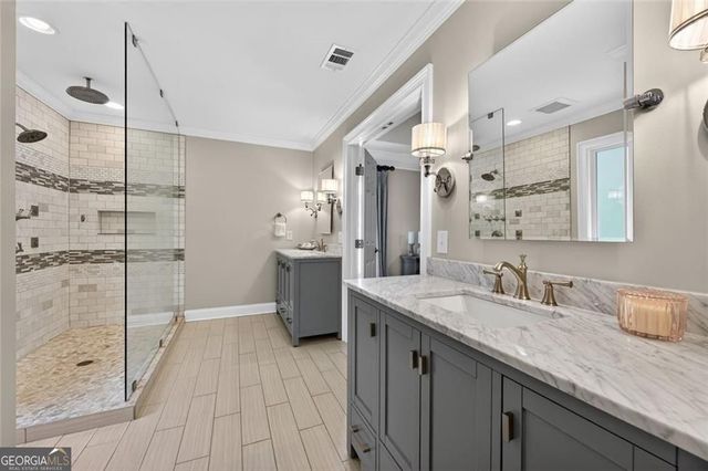 865 Devenish Lane, Roswell, GA 30075