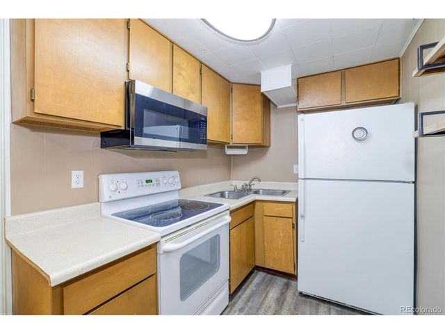 1717 S Clayton St, Denver, CO 80210