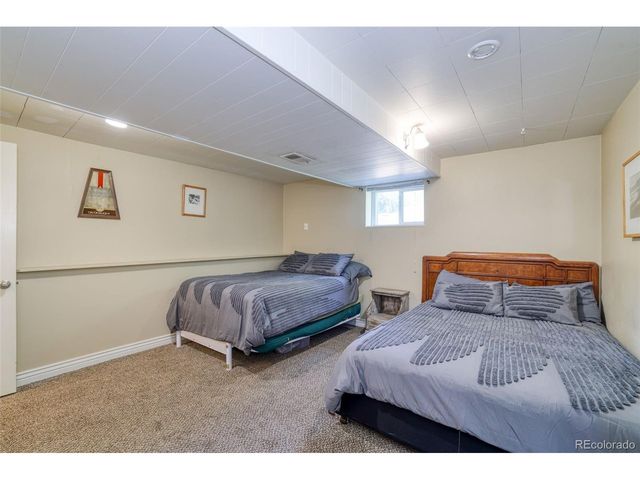 1717 S Clayton St, Denver, CO 80210