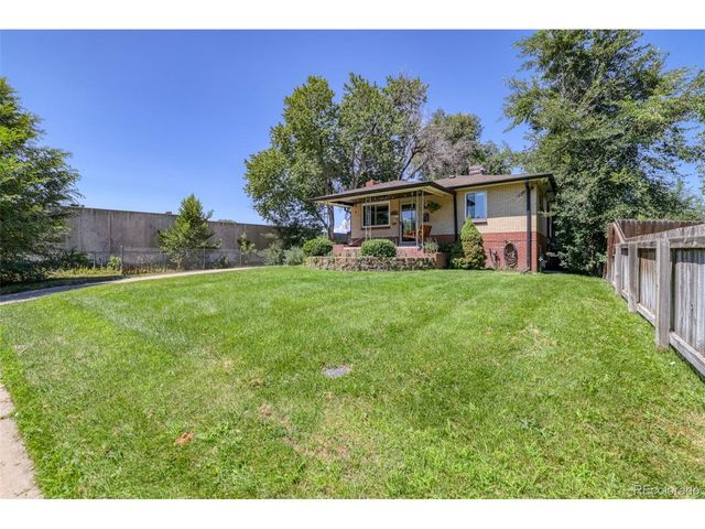 1717 S Clayton St, Denver, CO 80210