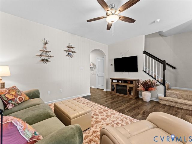 8979 Ringview Dr, Mechanicsville, VA 23116