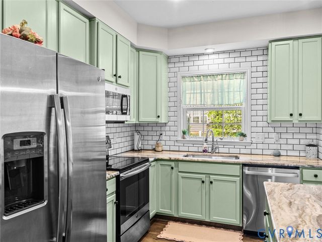 8979 Ringview Dr, Mechanicsville, VA 23116
