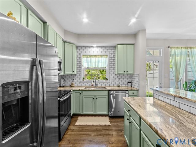 8979 Ringview Dr, Mechanicsville, VA 23116