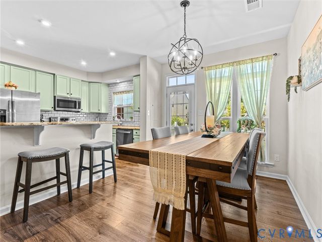 8979 Ringview Dr, Mechanicsville, VA 23116