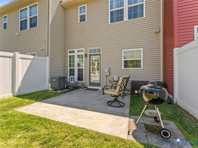 8979 Ringview Dr, Mechanicsville, VA 23116